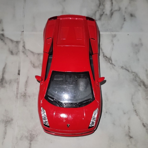 Kinsmart Red 5" Lamborghini Gallardo 1: 32 Scale - Picture 4 of 5